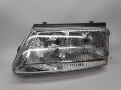 Farol Esquerdo C/ Nevoeiro Vw Passat B5 96-00