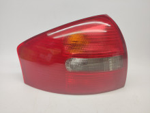 Farolim Esquerdo Audi A6 97-99 Berlina