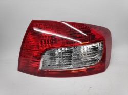 Farolim Direito -Peugeot 407 Berlina 4P 09-