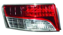 Farolim Direito Toyota Avensis Sedan 4P 08-12