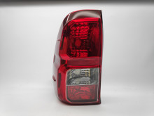Farolim Esquerdo Toyota Hilux 15-
