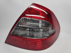Farolim Direito Mercedes W211 E Class Berlina 06-09