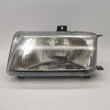 Farol Esquerdo Seat Cordoba I 96-99
