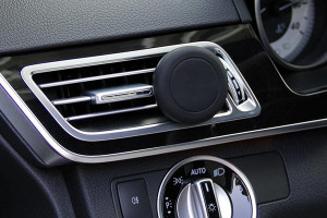 Suport Telefon Magnetic Auto cu Fixare in Grila de Ventilatie