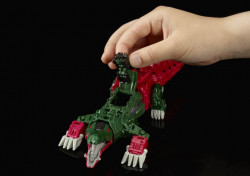 Figurina TRANSFORMERS GRAX SKULLSMASHER