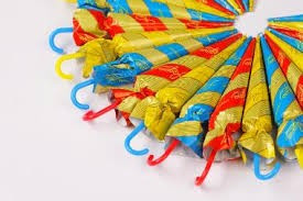 Sombrinhas de chocolate "Regina" - 30 uni x 15gr