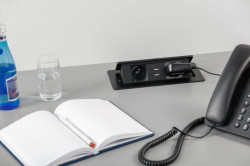 Priza incorporabila in blat 2xSchuko, 2 USB, Alb/Aluminiu/Negru