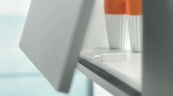 AVENTOS HK-XS sistem usa pivotanta mica -cu tip-on - mecanism de ridicare 20K1X01Tset Blum