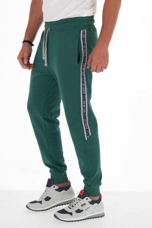 Lee Cooper - Pantaloni de trening barbat cu banda logo in lateral