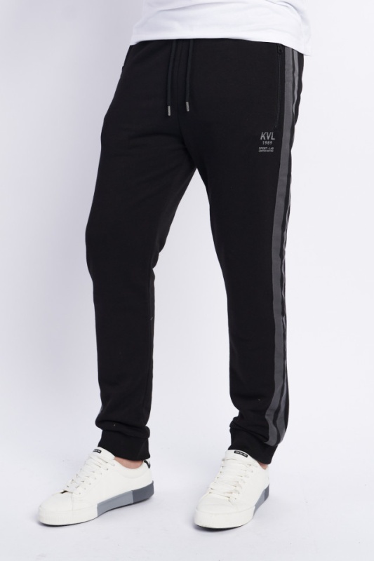 Kenvelo - Pantaloni de trening barbat cu logo si banda in lateral
