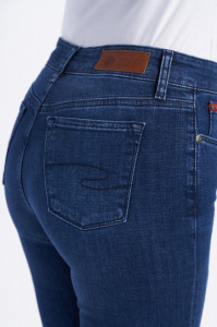 Lee Cooper - Blugi evazati dama cu logo atasat