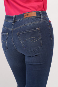 Lee Cooper - Blugi dama girlfriend cu aspect usor decolorat cu logo