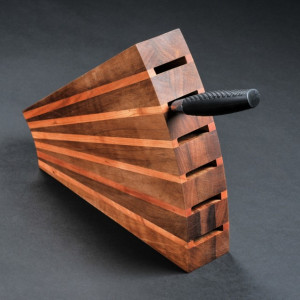Blok za noževe - Orah/trešnja 270x220x65 mm
