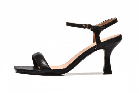 https://shop.safran.rs/catalog/sandale-8