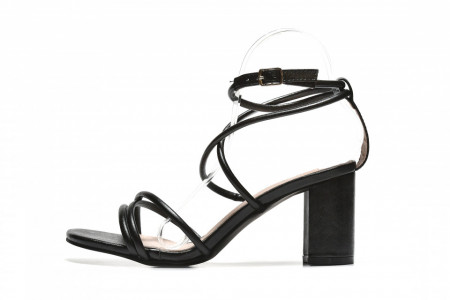 https://shop.safran.rs/catalog/sandale-8