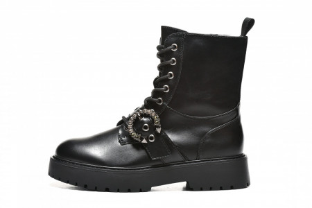 https://shop.safran.rs/catalog/cizme-51