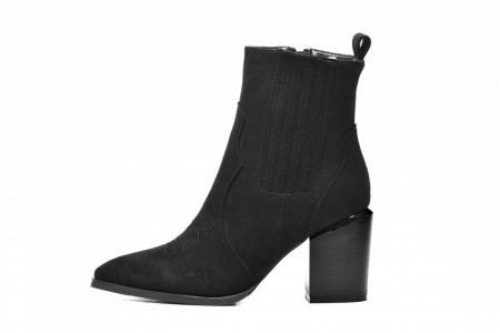 https://shop.safran.rs/catalog/cizme-51