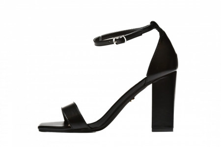 https://shop.safran.rs/catalog/sandale-8