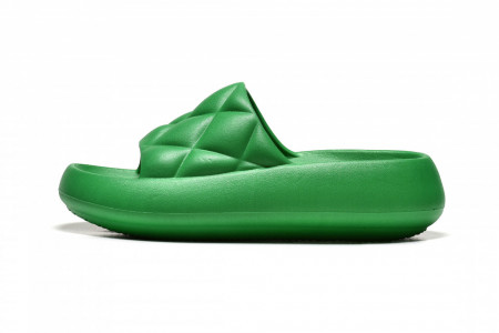 https://shop.safran.rs/catalog/papuce-14