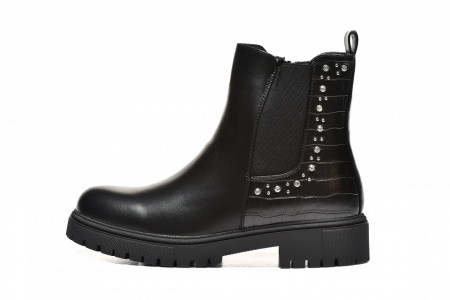 https://shop.safran.rs/catalog/cizme-51