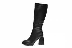 https://shop.safran.rs/catalog/cizme-51