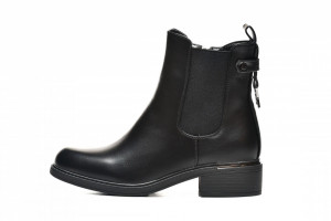 https://shop.safran.rs/catalog/cizme-51