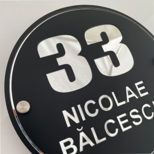 Placa Stradala Nr Casa si Strada, 20x20cm, Text efect Oglinda + Distantiere montaj