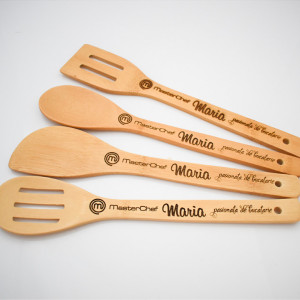 Set 4 linguri de lemn personalizate