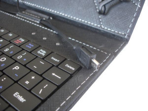 Torbica s tastaturom za tablet 10 inč Gembird TA-PCK10-BLACK, micro USB konektor