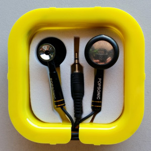 PAKET: STEREO SLUŠALICE za MP3 plejer ... dobijate 2 po ceni jedne