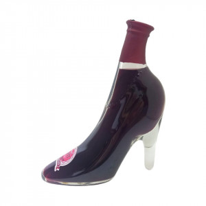 Sticla Forma De Pantof cu vin rosu