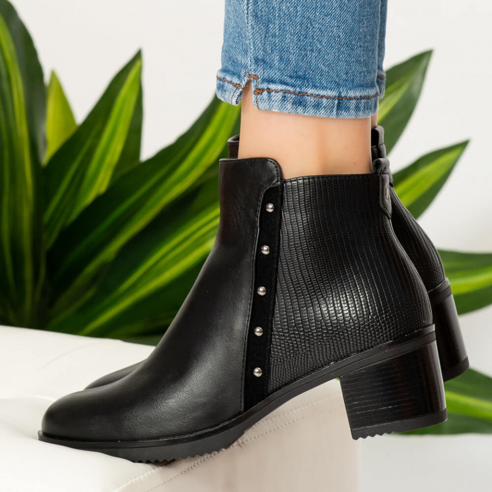 Botine imblanite Croc negre