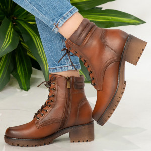 Botine imblanite Hum maro