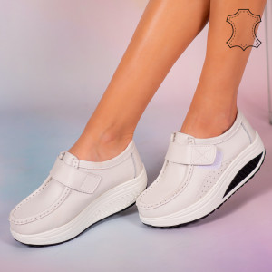 Pantofi piele naturala Metas albi
