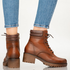 Botine imblanite Hum maro