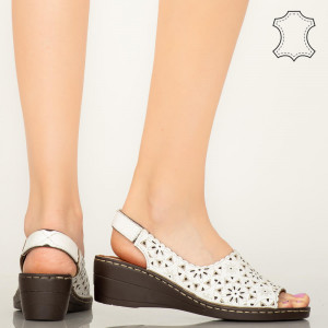 Pantofi piele naturala Crato albi
