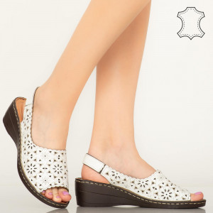 Pantofi piele naturala Crato albi
