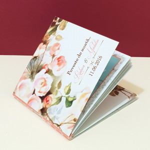 Marturie Nunta Carticica Wedding Flowers