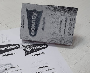 Stampila de birou din lemn pentru amprentat cartoane si hartii