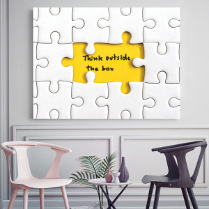 Tablou motivational - Think outside the box puzzle
