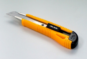 Cutter - model RJ 328 cu sina metalica