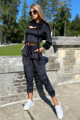 Compleu catifea Arya pantaloni, top si bluza cu gluga. Negru. Marime universala S/M