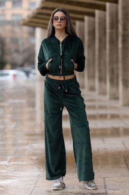Compleu de catifea Amena - pantaloni evazati cu capse si hanorac - Verde smarald