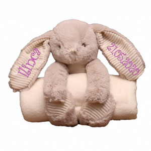 Iepuras cu paturica personalizat brodat "Bunny girl"