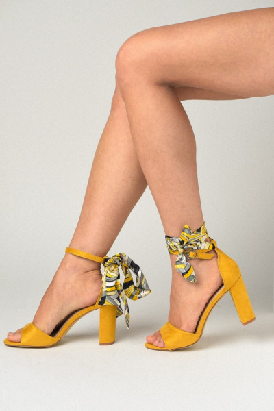 Sandale na štiklu LS91365 žute
