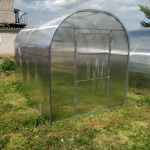 Sera policarbonat Energon Mini 2.1x8 m, otel galvanizat 40x20 mm si policarbonat 4mm