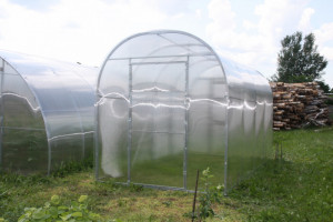 Sera policarbonat Energon Mini 2.1x8 m, otel galvanizat 40x20 mm si policarbonat 4mm