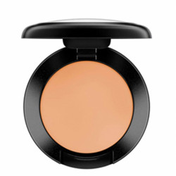 Corector Mac Studio Finish Spf35