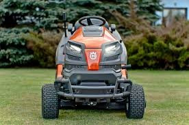 Tractoras de tuns gazon Husqvarna TC 342T