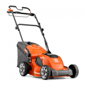 Masina tuns gazon Husqvarna LC 141iV